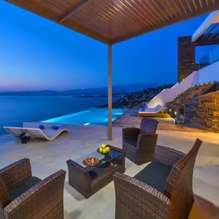 Ioannis Diakoftis Seaview Villa *